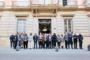 Almería rinde homenaje a las víctimas del siniestro ferroviario en Córdoba