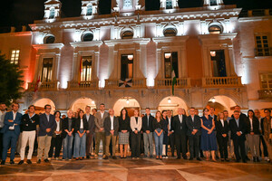 Almería guarda un minuto de silencio por las víctimas de Urda