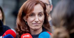Mónica García responde a las declaraciones de Juanma Moreno en Almería