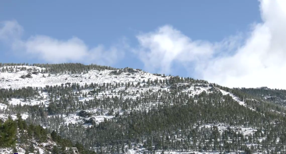Las lluvias se despiden con nieve en Filabres