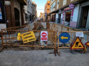 IU El Ejido dice que el plan de obras en Loma de la Mezquita amenaza al pequeño comercio