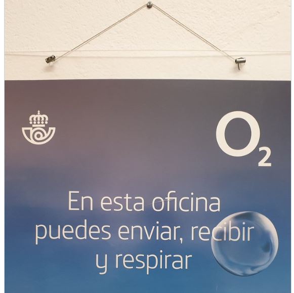 Correos ofrece contratar teléfono e internet en la oficina de Gérgal que carece de ambos servicios