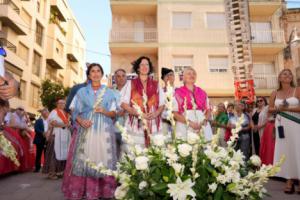 Devoción sin límites: Almería arropa a la Virgen del Mar en su emotivo tributo de flores