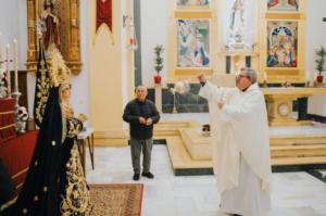 Roquetas de Mar rinde tributo floral a la Virgen de los Dolores