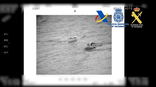 Interceptado un velero con 200 kilos de hachís frente a la costa de Almería
