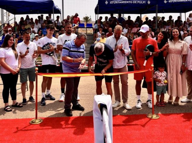 Inaugurada la primera pista de pádel panorámica en San Juan de los Terreros