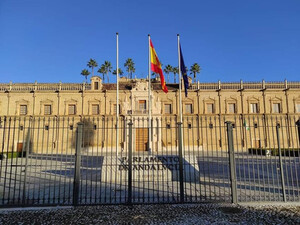 El Parlamento reclama culminar sin aplazamientos el AVE de Almería