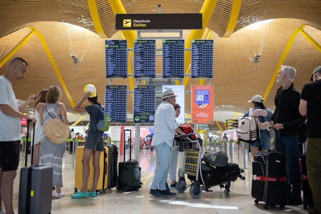 Aerolíneas de bajo coste amplían operaciones en España tras recortes de Ryanair