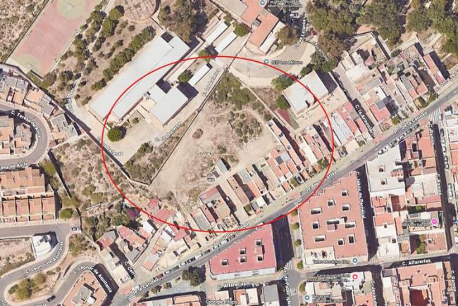 Nuevo huerto urbano en la Plaza de Toros revitaliza el barrio de Almería
