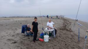Niños y jóvenes lanzan el anzuelo en las tres pruebas de los Juegos Deportivos de Pesca
