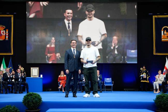 RVFV, Medalla de la Cultura por llevar la identidad de Almería 'donde llegue mi música'