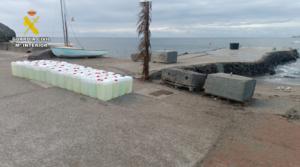 Cerco policial al "petaqueo" en el litoral de Almería