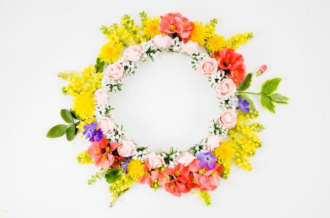 Enviocoronas.com: cómo decir el último adiós con tributos florales personalizados