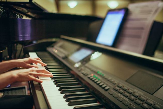 Instrumentos digitales, una nueva forma de aprender música