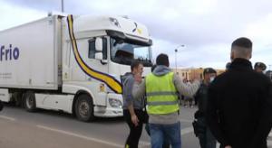 3 millones diarios pierden las empresas de Almería por la huelga del transporte