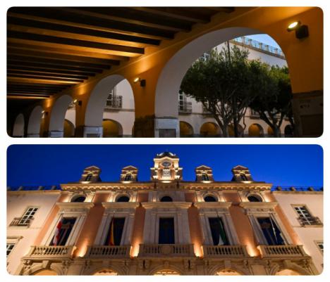 La Plaza de la Constitución ya tiene luz propia