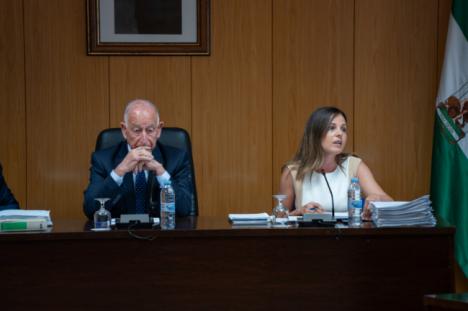 Roquetas pide mantener, al menos, la plantilla de la Guardia Civil , mejoras en el cuartel y más medios