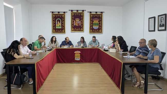 El pleno de Albox aprueba por unanimidad la protección del Cerro Castillo