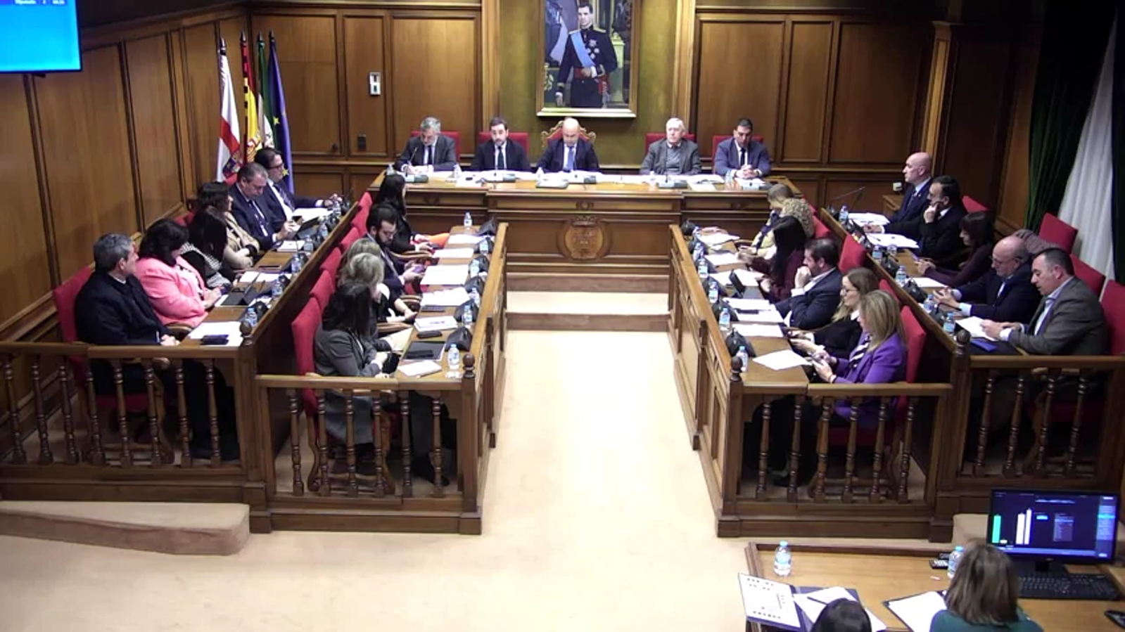 Carlos Sánchez recuerda al PSOE que en 2018 culpaban al Gobierno central de la falta de médicos