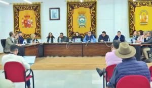 Tensiones políticas en Carboneras por el futuro del Algarrobico