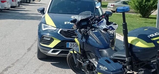 Dos jóvenes fallecen en accidente de moto en Motril, Granada