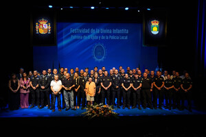 La alcaldesa destaca el compromiso de la Policía Local en El Ejido
