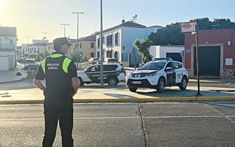 Mujer apuñalada en Cantillana: la policía busca al agresor