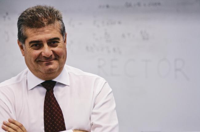 Posadas pide al Rector que deje la nueva RPT para después de las elecciones
