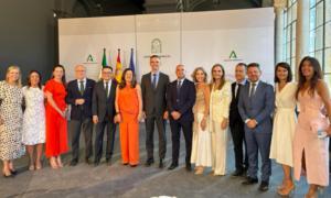 El PP de Almería aplaude la "etapa de diálogo y estabilidad" que inicia Juanma Moreno