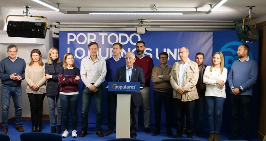 Amat dice que en el PP "no estamos contentos"