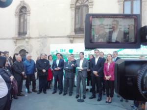 Fernández Pacheco: "Este acto simboliza el encuentro por fin de Almería con la Andalucía del futuro"