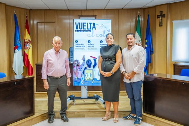 Roquetas de Mar lanza campaña para impulsar el comercio local en la vuelta al cole