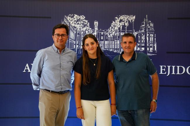 Diana Martínez, 'Presidenta por un día' en Santa María del Águila