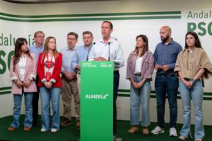 El PSOE de Almería alerta sobre el impacto de un posible pacto entre PP y Vox en la provincia