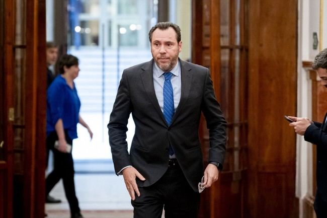 Puente critica a Madina y los disidentes del PSOE como 'resentidos'