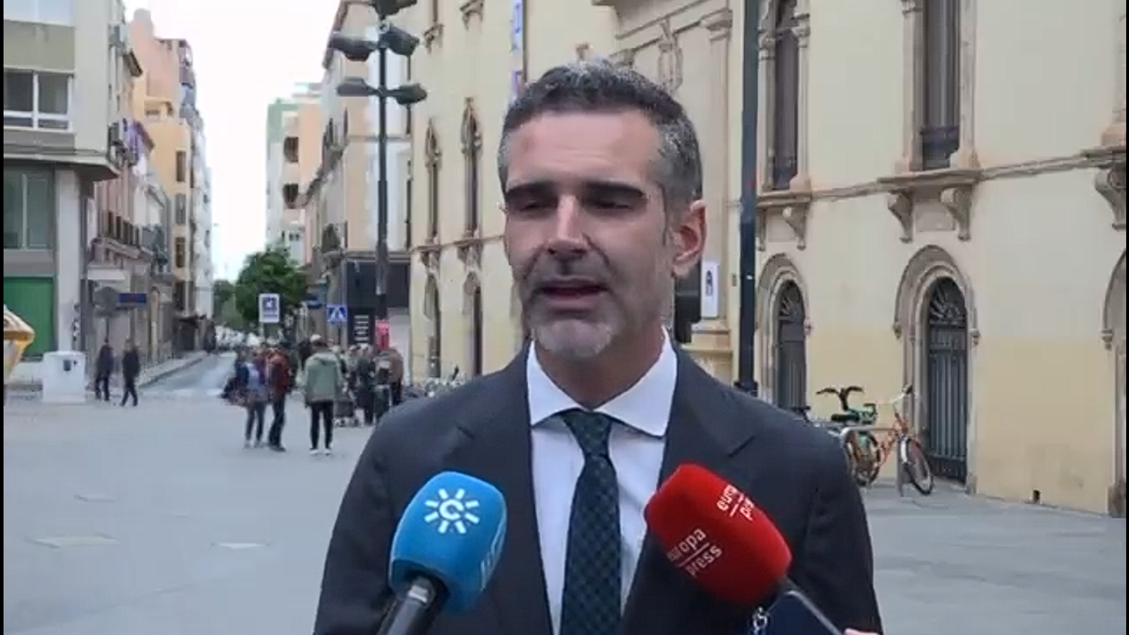 Fernández-Pacheco afea al PSOE su estrategia de "bulos" preelectorales