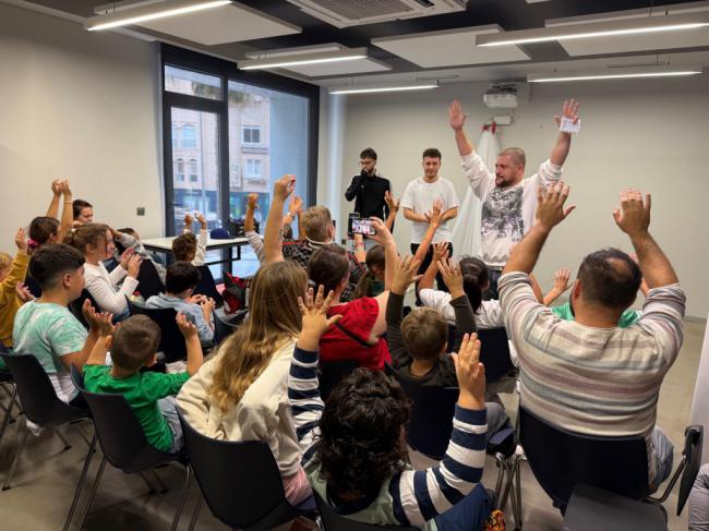El Aula del Mar baila al ritmo del rap en la nueva edición de ‘La mar de divertida’