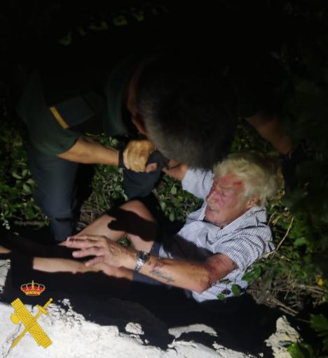 Rescatado un hombre atrapado entre zarzas en Bayarque