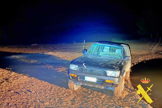 El botón SOS de móvil permite el rescate de un conductor atollado en Berja