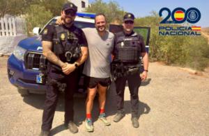 Senderista rescatado tras sufrir golpe de calor en Almería