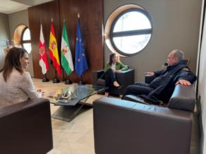 La alcaldesa agradece 15 meses de servicio del comisario Manuel Nieto en Almería
