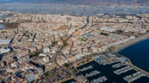 Aprobada la cifra oficial de población de Roquetas de Mar a 1 de enero de 2026