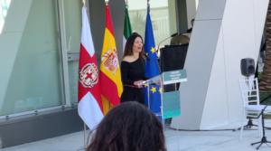 El Puerto de Almería se viste de gala con mármol de Macael