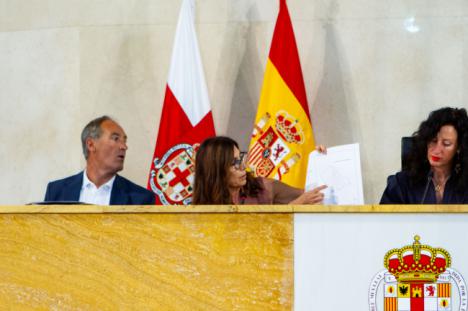 El PP dice que con su plan de mantenimiento de los colegios es suficiente