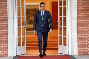 Sánchez conmemora siete años de gobierno y reafirma su compromiso