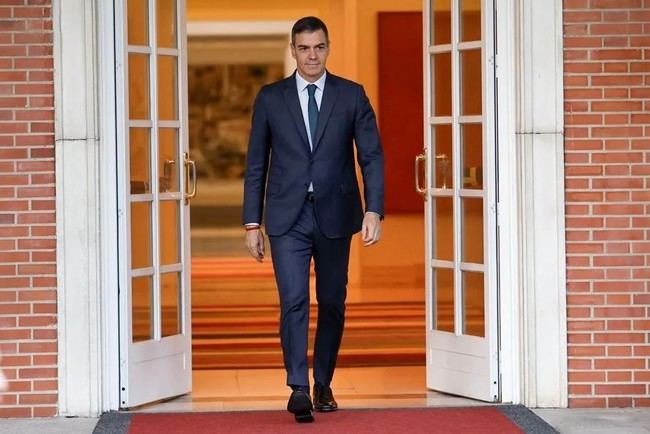 Sánchez conmemora siete años de gobierno y reafirma su compromiso