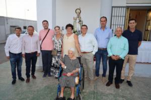 El barrio de San Silvestre muestra su devoción a su patrón con una Misa en su honor