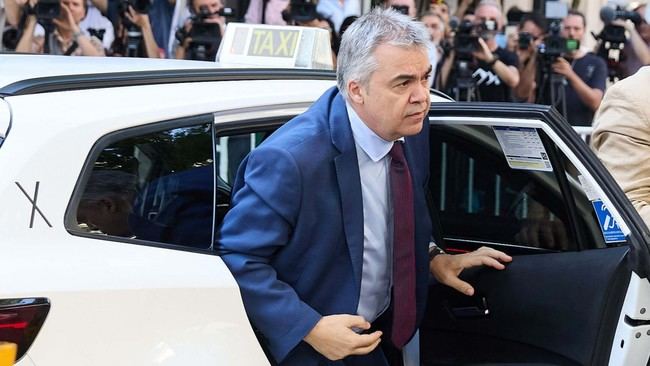 Santos Cerdán rechaza su encarcelamiento y niega vínculos con patrimonios ocultos