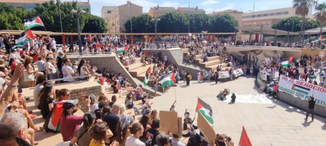 Masiva manifestación de apoyo a Palestina en Almería