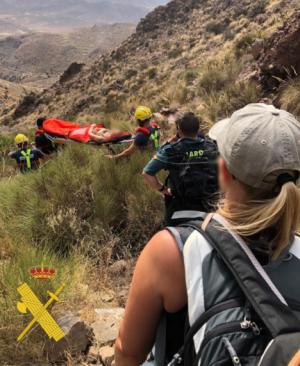 Rescatada una senderista herida en una zona escarpada del Cerro del Fraile Níjar